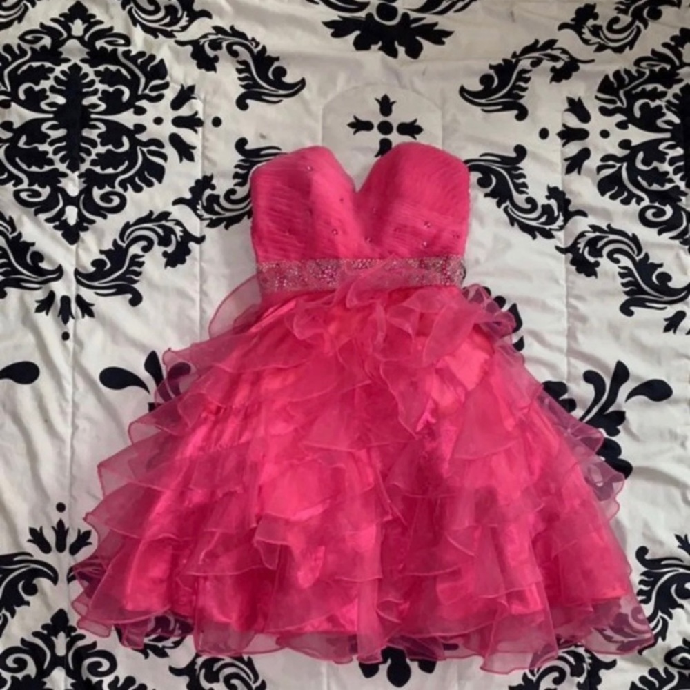 Bubblegum pink mini dress 🍬💞